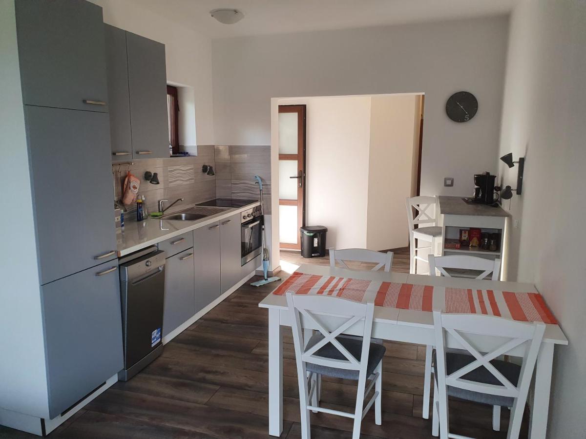 Apartman Vida Ičići Eksteriør billede